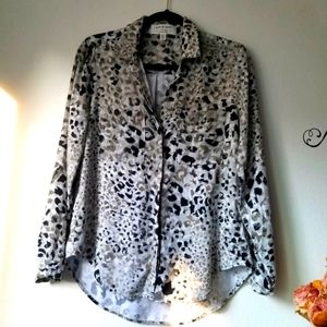 Cloth & Stone Leopard print long sleeve size S
